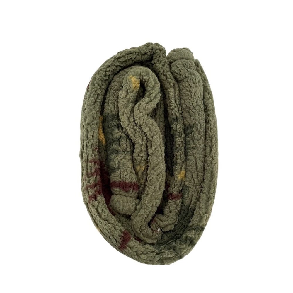 Lug Fall Box 2023 Camp Green Plush Sherpa Throw Blanket - Picture 8 of 9